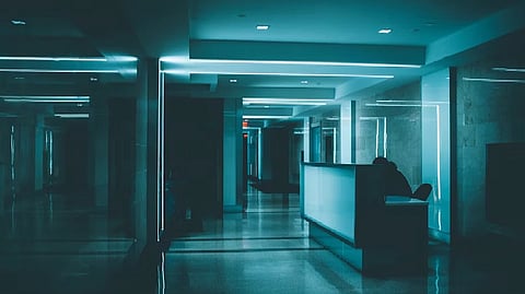 Th team had more than 30 doctors.