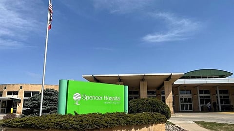 Entrance of Spencer hospital from Iowa.