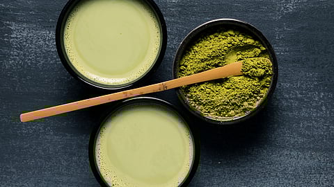 Image of a matcha tea set.