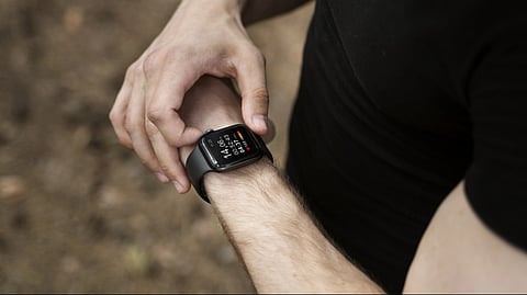 The smartwatch alert functioned as an early signal that encouraged timely health evaluation, ultimately aiding in the detection of a hypertensive crisis.