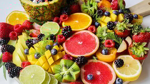 Image of different fruits on the table.