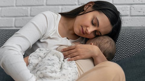 An image of a mom and baby.