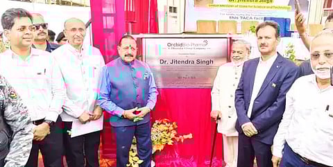 Union Minister Dr. Jitendra Singh laying the Foundation Stone of Rs 600 crore Antibiotic related 7ACA Plant of Orchid Bio-Pharma at, Kathua on Saturday.