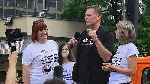 Andrew Wakefield speaking during anti-vaccine march organizes by STOP NOP in Warsaw, 2019.