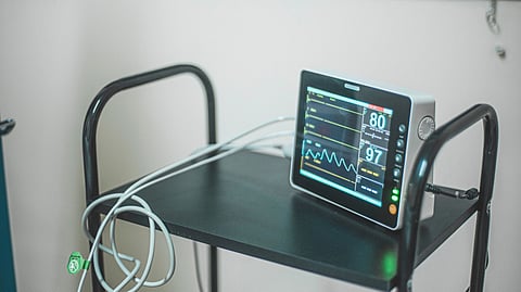 ECG measuring heart rate