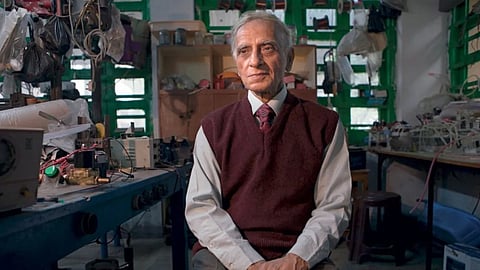 Dr. Sujoy Kumar Guha 