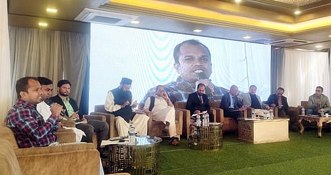 কাজী সাইফুল গুম হওয়ার ঘটনার বিবরণ দিচ্ছেন। ছবি-সংগৃহিত।&nbsp;