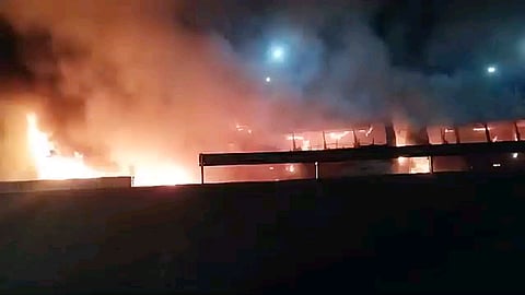 সাভারে বাস-অ্যাম্বুলেন্স সংঘর্ষ : বিস্ফোরণে  ৪ জন নিহত