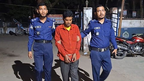 স্ত্রীকে হত্যার পর স্বামীর আত্মসমর্পণ