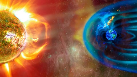 ধেয়ে আসছে শক্তিশালী সৌরঝড়, বিদ্যুৎ-ইন্টারনেট বিপর্যয়ের শঙ্কা!