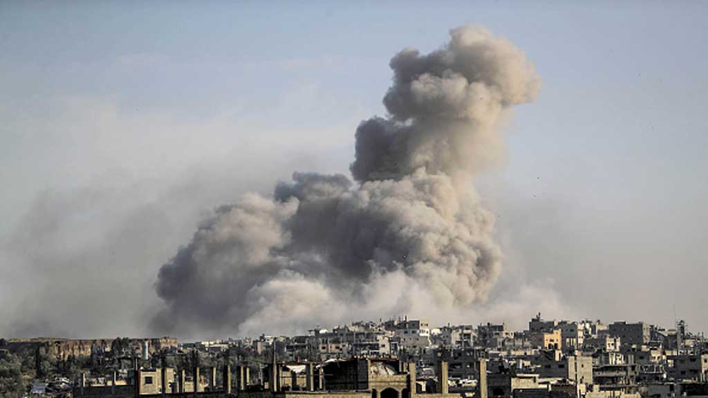 গাজায় ইসরায়েলি আকাশ হামলায় ৫৪ ফিলিস্তিনি নিহত