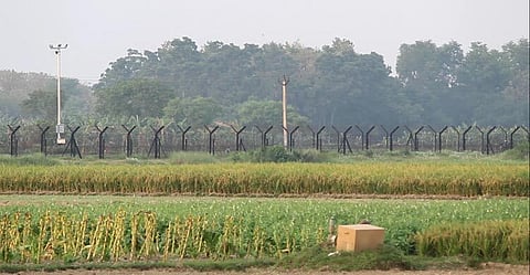 সীমান্তে বিজিবি-বিএসএফের সতর্কতা জারি
