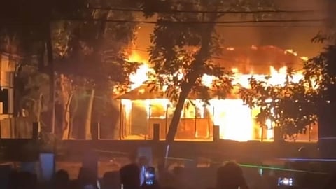 ফুল ছেঁড়া নিয়ে ব্রাহ্মণবাড়িয়ায় সংঘর্ষ, পুলিশসহ আহত ৩০