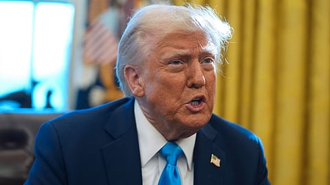 থাইল্যান্ড ও কম্বোডিয়াকে যুদ্ধ বন্ধ করতে বললেন ট্রাম্প