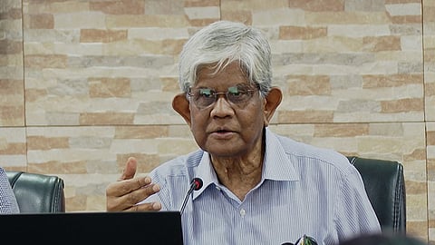 প্রতীকী মূল্যে সরকারি জমি কাউকে দেওয়া হবে না: অর্থ উপদেষ্টা