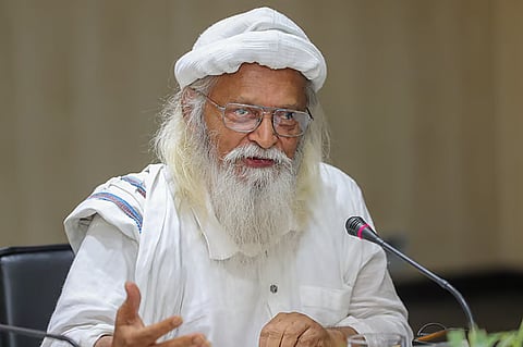 রাষ্ট্র মানে কিন্তু গ্রামীণ ব্যাংক চালানো নয়: ফরহাদ মজহার

