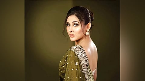 ঘৃণা আর অপরাধবোধ নিয়ে কীভাবে রাতে ঘুমাতে যান: মেহজাবীন চৌধুরী