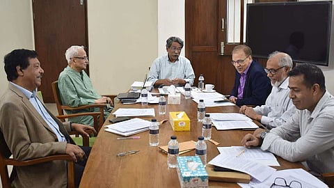 জুলাই সনদের চূড়ান্ত পর্বের প্রস্তুতি নিয়ে ঐকমত্য কমিশনের বৈঠক
