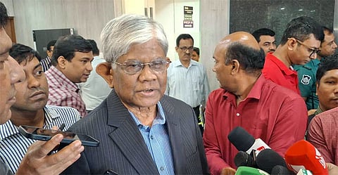 দেশের অর্থনীতি স্বস্তিতে আছে: অর্থ উপদেষ্টা
