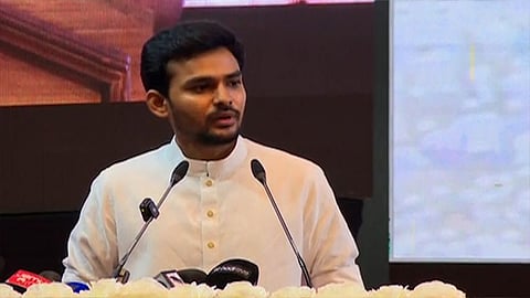 বিগত সরকারের সময় শাপলা চত্বরের গণহত্যার ঘটনা মুছে ফেলার চেষ্টা হয়েছিল: আসিফ