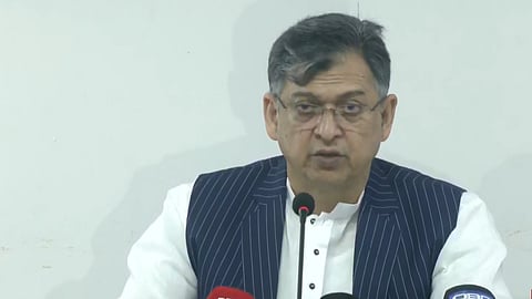 জুলাই গণ-অভ্যুত্থানকে কলঙ্কমুক্ত রাখার বিষয়ে সতর্ক থাকতে হবে: সালাহউদ্দিন আহমেদ