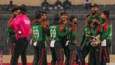 উইন্ডিজকে রেকর্ড ব্যবধানে হারিয়ে সিরিজ জিতল বাংলাদেশ
