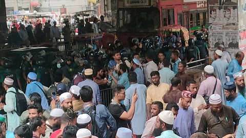 বিকেলের মধ্যে গেজেট প্রকাশ না হলে রোববার যমুনা অভিমুখে লং মার্চ: ইবতেদায়ী শিক্ষকরা