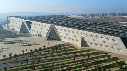 ১০০ কোটি ডলার ব্যয়, ২২ বছর অপেক্ষা: খুলল সর্ববৃহৎ ‘গ্র্যান্ড ইজিপশিয়ান মিউজিয়াম’