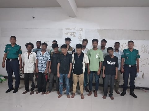 মোহাম্মদপুর থানা পুলিশের বিশেষ অভিযানে বিভিন্ন অপরাধে জড়িত ১৩ জন গ্রেফতার