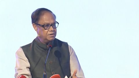 ক্ষুদ্র উদ্যোক্তাদের যুক্ত করতে পে-প্যাল সাথে যোগাযোগ চলছে: গভর্নর