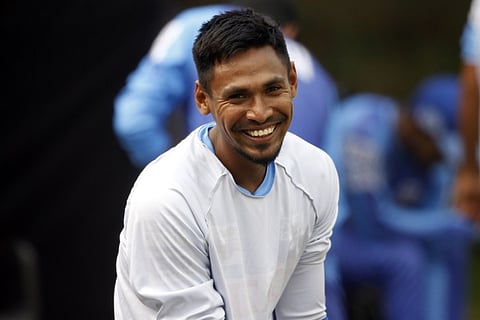 রেকর্ড মূল্যে কলকাতায় মোস্তাফিজ
