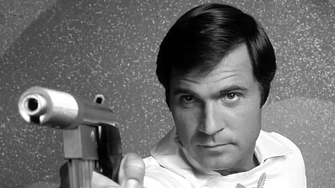 ক্যান্সার আক্রান্ত হয়ে মারা গেলেন হলিউড অভিনেতা  জেরার্ড