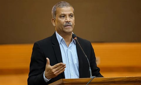 ফ্রিল্যান্সিং প্রকল্পে ১৮ হাজার শিক্ষিত যুবককে প্রশিক্ষণ দেওয়া হবে : আসিফ নজরুল