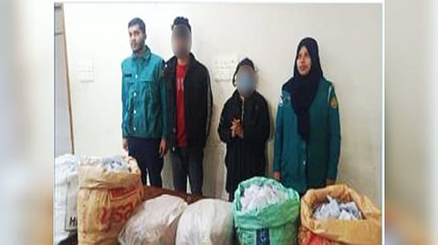 ১০ কেজি ৩০০ গ্রাম গাঁজাসহ ০২ মাদক কারবারি গ্রেফতার 