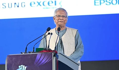 প্রযুক্তিগত অগ্রগতি বাড়িয়ে দ্রুত পরিবর্তনশীল বিশ্বের সঙ্গে তাল মেলাতে হবে : প্রধান উপদেষ্টা