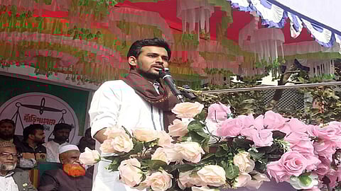 আ. লীগকে পুনর্বাসন করলে বিএনপি আবারও বিপদে পড়বে: আসিফ মাহমুদ