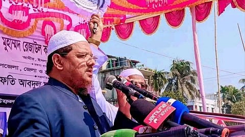 দাঁড়িপাল্লার এক পাল্লায় আমেরিকা, অন্য পাল্লায় ভারত: চরমোনাই পীর