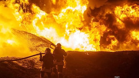 ইউক্রেনের ড্রোন হামলায় রাশিয়ার সমুদ্রবন্দর বিধ্বস্ত
