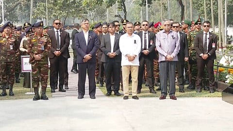 পিলখানা ট্র্যাজেডির শহীদদের প্রতি রাষ্ট্রপতি ও প্রধানমন্ত্রীর শ্রদ্ধা