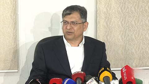 জামায়াতকে ডেপুটি স্পিকার পদ নেয়ার প্রস্তাব দিয়েছি: স্বরাষ্ট্রমন্ত্রী