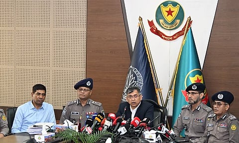 চাঁদাবাজ ও সন্ত্রাসীদের তালিকা তৈরি করে আইনের আওতায় আনা হবে: স্বরাষ্ট্রমন্ত্রী
