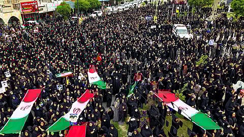 মার্কিন-ইসরায়েলি হামলায় নিহত ১৬৫ স্কুল শিক্ষার্থীর দাফন সম্পন্ন ইরানে