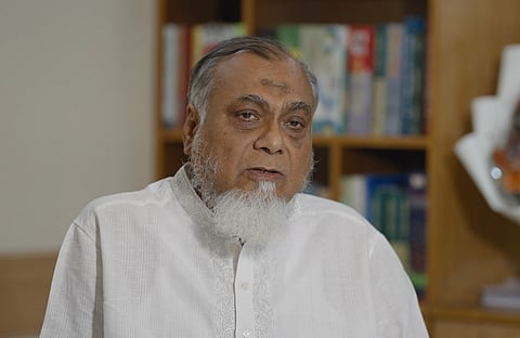 প্রকাশ্যে রাজনীতির অন্তরালে চাঁদাবাজি: কার আশ্রয়ে কে?