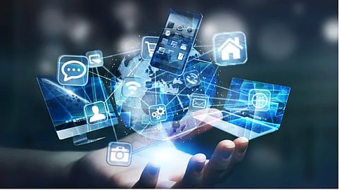 অনলাইন সেবা: দুর্নীতি কমাচ্ছে, নাকি নতুন ঝুঁকি তৈরি করছে?