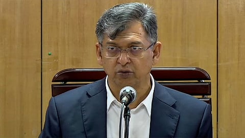 ১৮ লাখ টন ধান-চাল কিনবে সরকার : স্বরাষ্ট্রমন্ত্রী