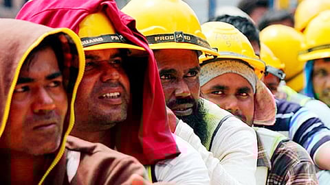 মধ্যপ্রাচ্যে ‘লোকালাইজেশন পলিসি’: বাংলাদেশি শ্রমিকদের জন্য নতুন সংকট?