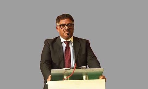 সাংবাদিকদের জীবনমান উন্নয়নে দশম ওয়েজ বোর্ড হওয়া দরকার : হুইপ রুহুল কুদ্দুস দুলু