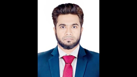 শ্রমজীবী মানুষের অধিকার ও সম্মান বেড়েছে কতটুকু?