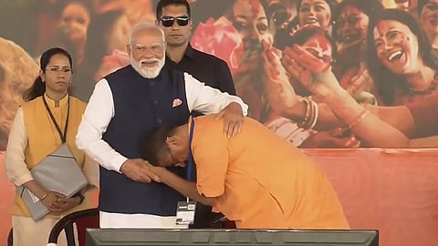 শপথ নিলেন মুখ্যমন্ত্রী শুভেন্দু