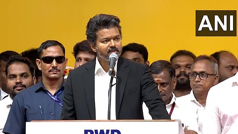 বিনামূল্যে ২০০ ইউনিট পর্যন্ত বিদ্যুৎ পাবেন তামিলনাড়ুর বাসিন্দারা: থালাপতি বিজয়